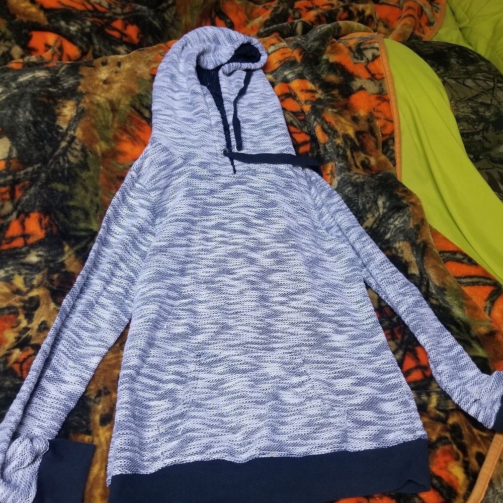Hooded sweater
